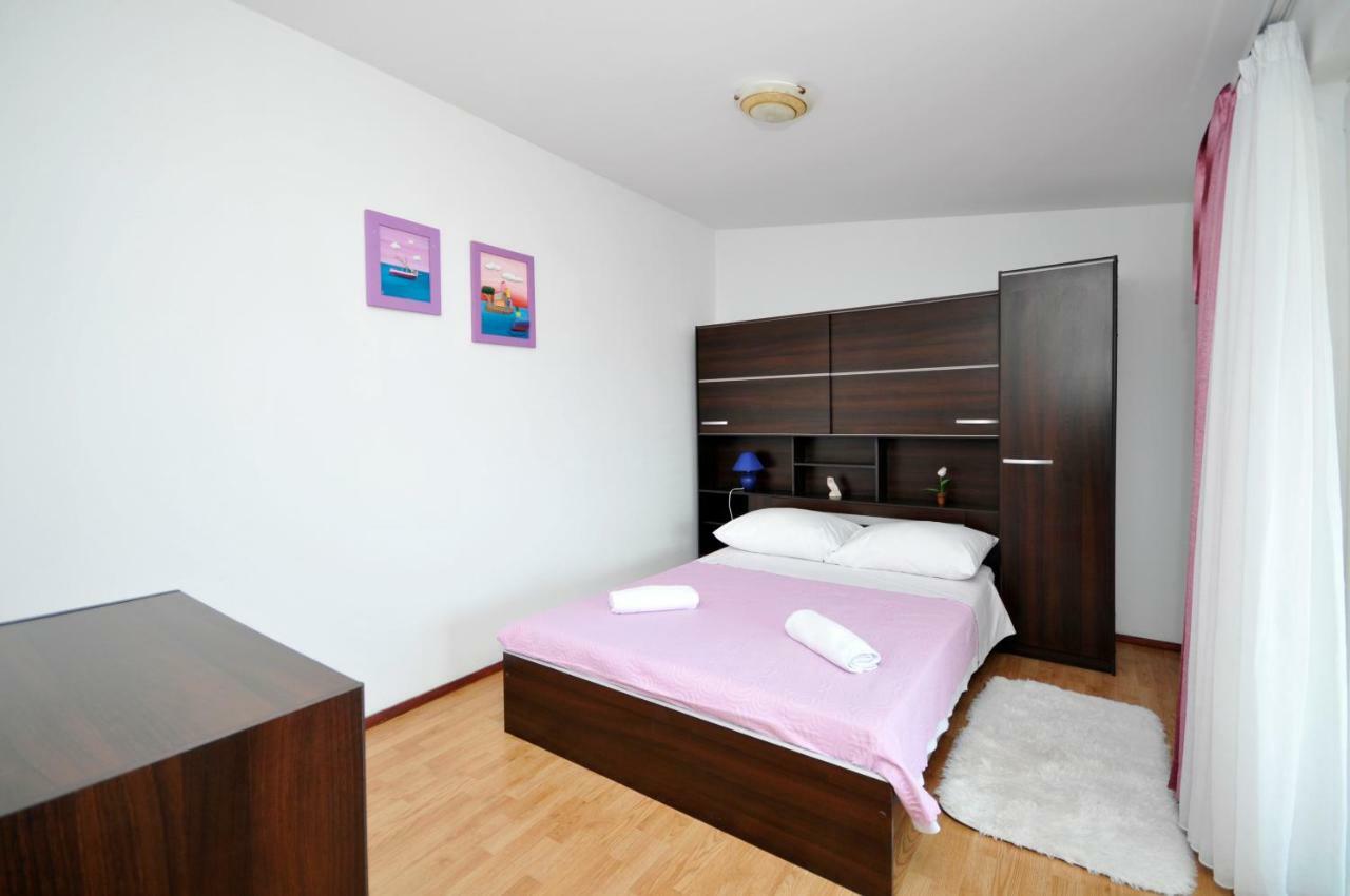 Apartment Sandra Trogir Ngoại thất bức ảnh