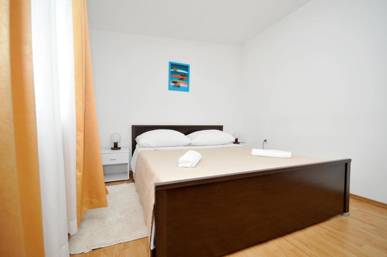 Apartment Sandra Trogir Ngoại thất bức ảnh