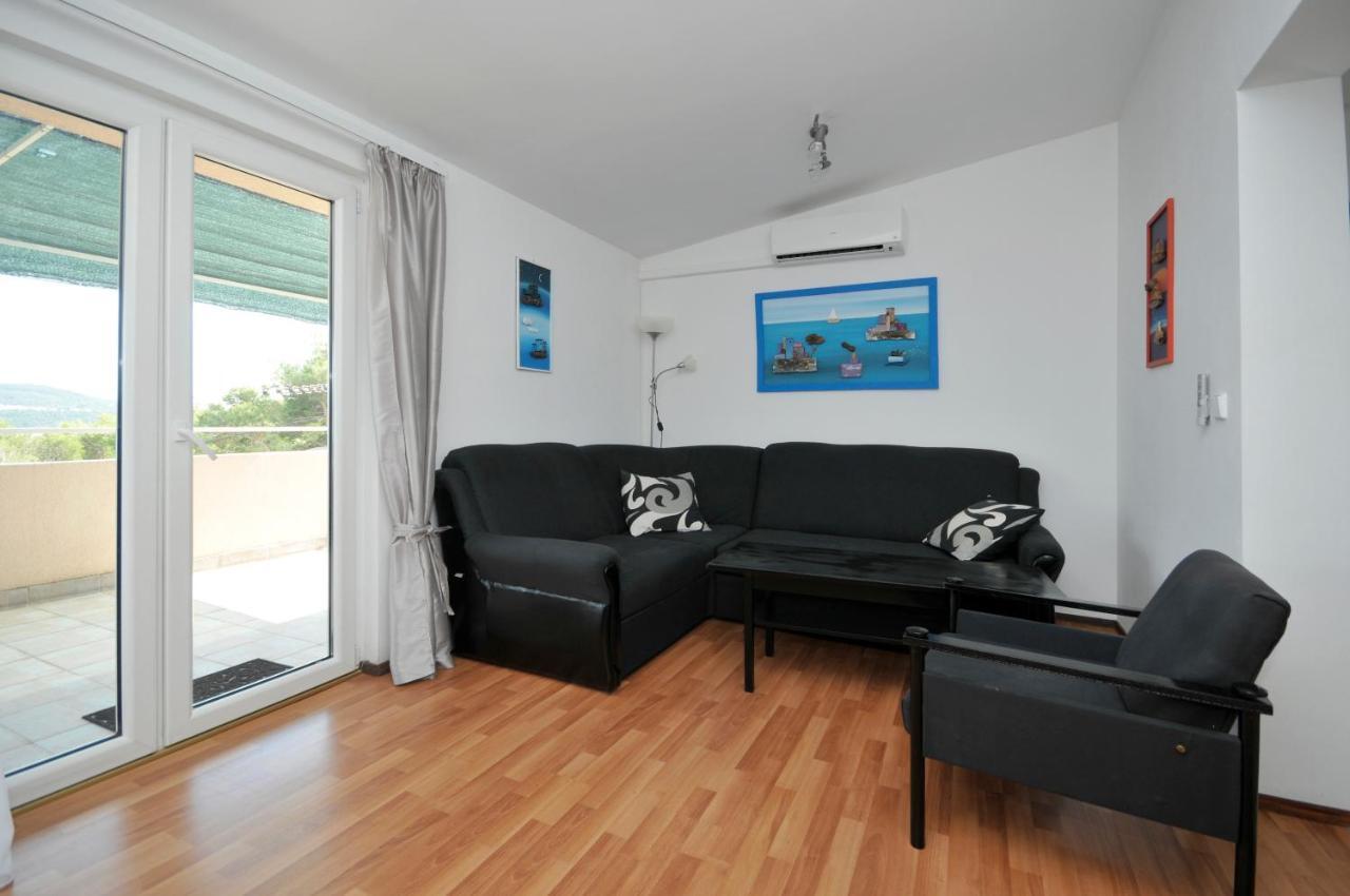 Apartment Sandra Trogir Ngoại thất bức ảnh
